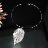 Large Leaf Metal Torque Choker