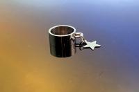 Star Dangle Ring Stainless Steel