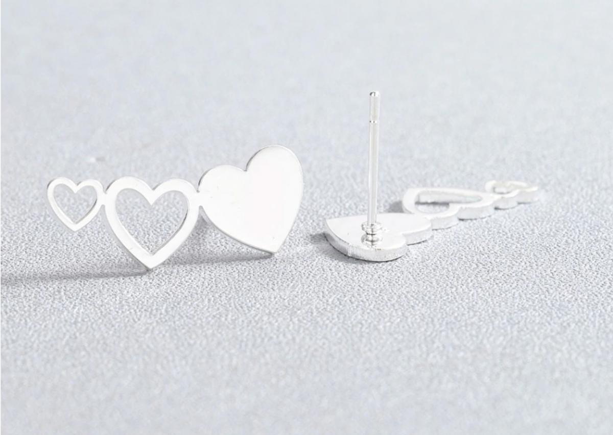 Loving heart climber earrings clearance