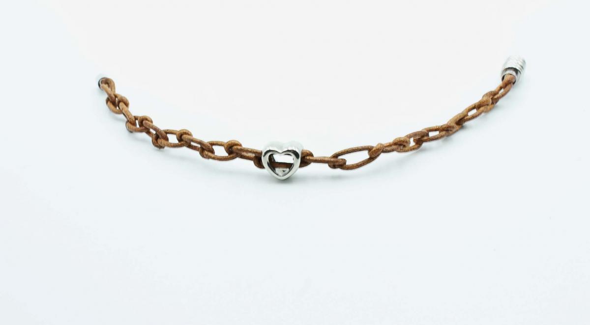 Latte Link Chain Leather Heart Bracelet