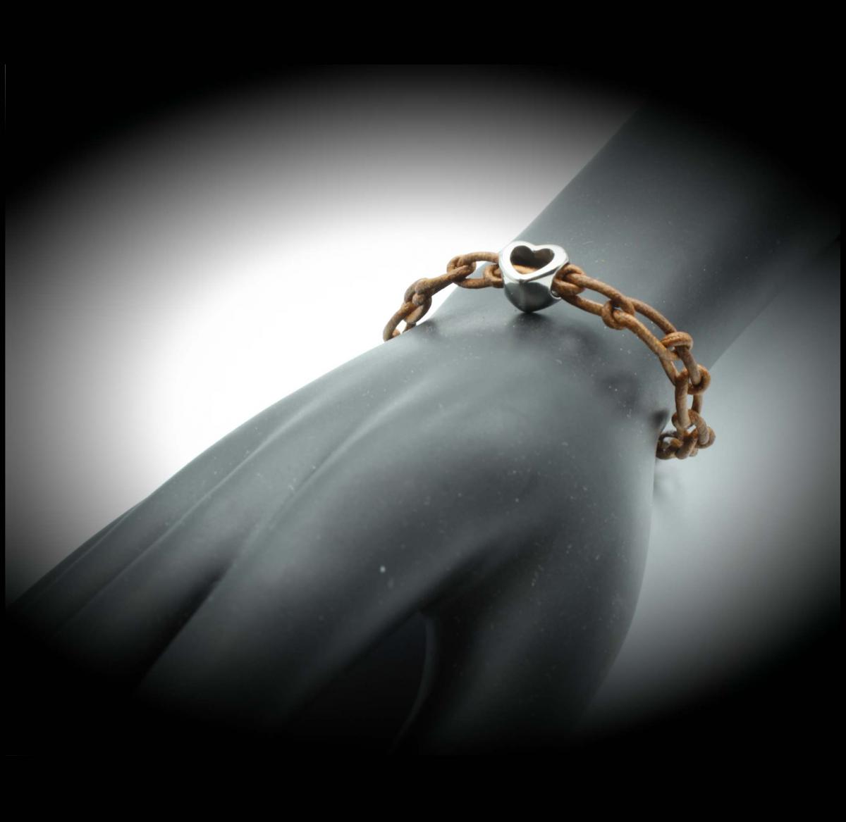 Latte Link Chain Leather Heart Bracelet