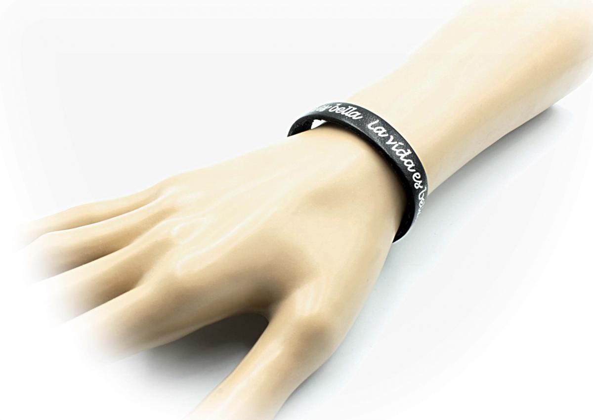 La Vida Es Bella  (Life is Beautiful) Leather Bracelet