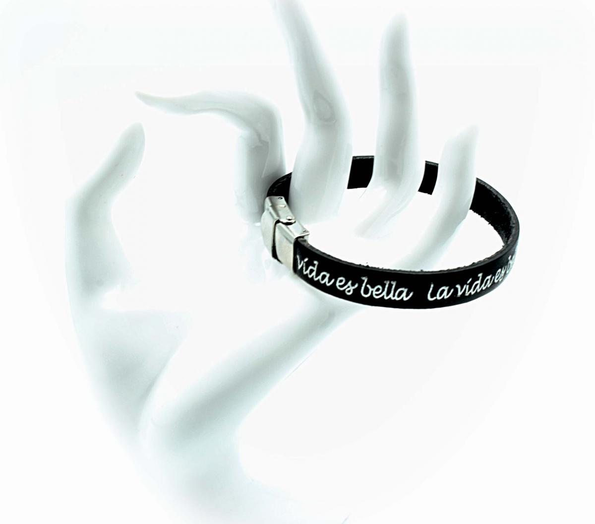 La Vida Es Bella  (Life is Beautiful) Leather Bracelet