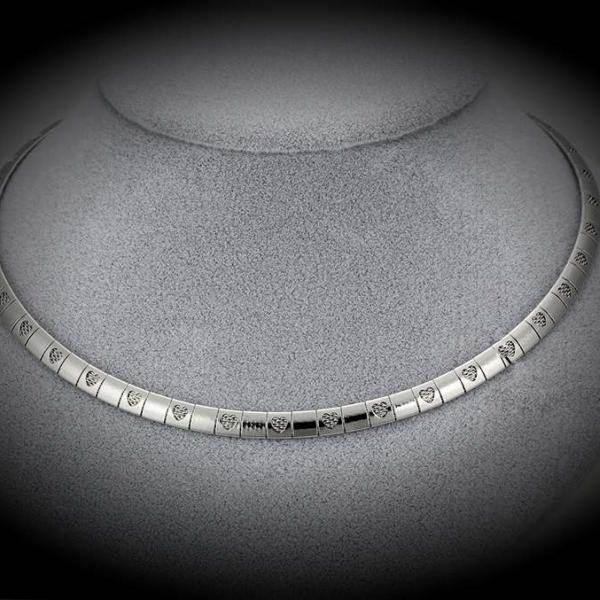 Heart Design Stainless Steel Choker Necklace